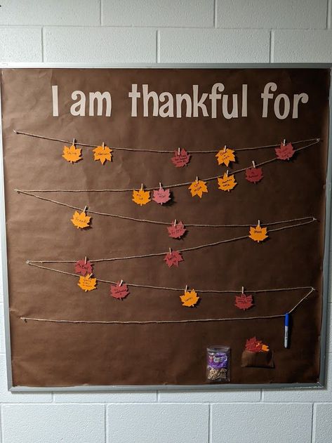 Ra Bulletin Boards Fall, Fall Sunday School Bulletin Boards, Gratitude Bulletin Board, November Gratitude, Staff Bulletin Boards, Cool Bulletin Boards, November Bulletin Boards, College Bulletin Boards, Ra Themes