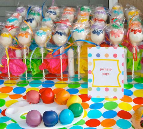 art party cake pop Art Party Cake, Cake Pops Birthday, Art Party Cakes, Art Themed Party, Cake Pop Displays, 4th Birthday Party, Party Food Dessert, Art Cake, Rainbow Parties