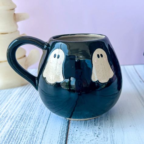 Autumn Mugs, Ghost Ceramic, Black Ghost, Fall Mug, Cute Autumn, Future Apartment Decor, Painted Mugs, Mug Handmade, Autumn Gifts