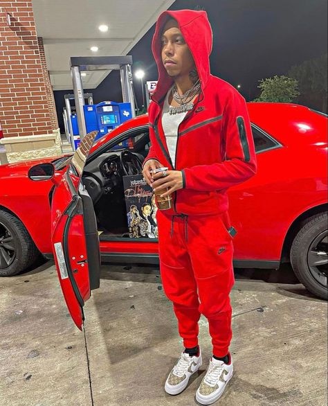 Red Nike Tech Outfit, Red Nike Tech, Ybn Nahmir, Tech Outfit, Drip Fits, Uk Rap, Black Men Fashion Urban, Clean Fits, Drippy Outfit