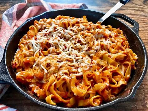 Skillet Tagliatelle with Mozzarella Tagliatelle Pasta, Zesty Sauce, Food Lab, Pasta Sauces, Meal Kit, One Pan, The Sauce, Cooking Show, Melted Cheese