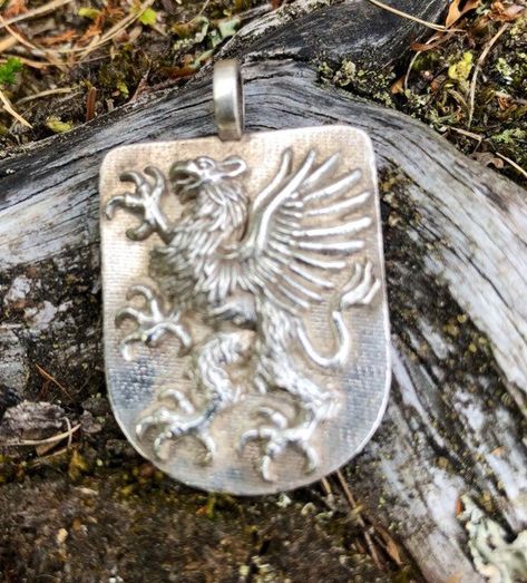 Griffin Necklace, Knight Jewelry, Griffin Art, Swedish Jewelry, Medieval Accessories, Knight Shield, Phoenix Pendant, Coats Of Arms, Arm Jewelry