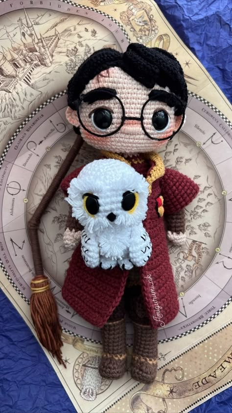 Harry Potter Yarn, Funko Amigurumi, Amigurumi Star Wars, Crochet Spiderman, Amigurumi Harry Potter, Amigurumi Star, Harry Potter Amigurumi, Crochet Frock, Frock Pattern