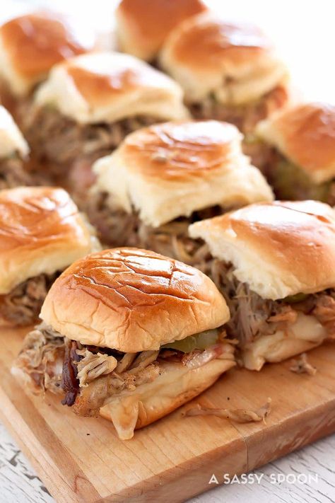 Cuban Sliders {Mini Medianoche Sandwiches} - A Sassy Spoon Cuban Appetizers, Sandwiches Ideas, Sweet Ham, Awesome Sandwiches, Hawaiian Dinner, Cuban Sliders, Cuban Pork, Dump Recipes, Sweet Dinner Rolls