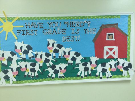 our farm unit bulletin board.  Megan Morris first grade teacher Farm Animal Art For Toddlers, Animal Art For Toddlers, Barnyard Classroom, Farm Bulletin Board, Toddler Bulletin Boards, Farm Classroom Theme, Art For Toddlers, Farm Animal Art, Farm Theme Preschool