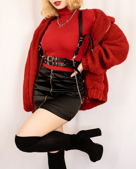 Red egirl outfit idea with harness, knee high boots and fuzzy jacket! Cute Outfits With Harness, Kpop Concert Outfit Ideas The Rose, Harness Concert Outfit, Red Egirl Outfits, Red Harness Outfit, Goth Red Outfit, Outfits With Harness, Red Themed Outfits, Outfit With Harness