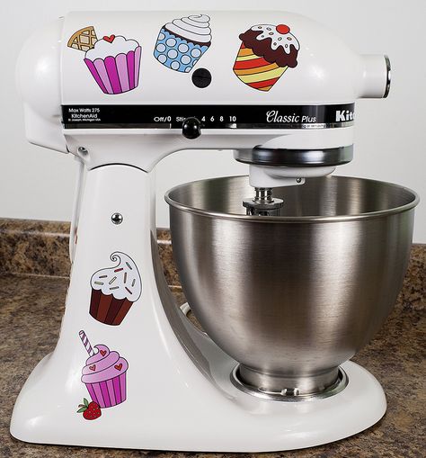 Rose Gold Kitchen Appliances, Kitchen Aid Decals, Rose Gold Kitchen, Colorful Cupcakes, Kitchenaid Mixer, Kitchenaid Stand Mixer, Cute Little Kittens, Kitchen Mixer, Old Kitchen