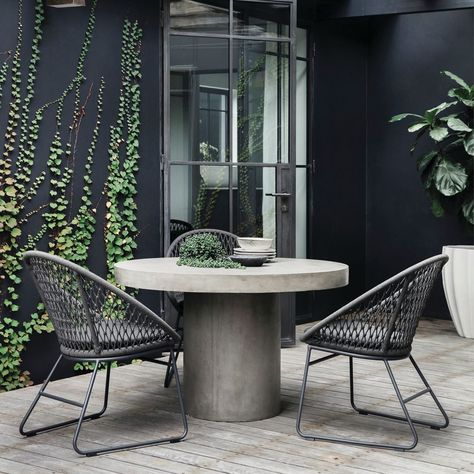 The Regent Concrete Dining Table, a sculptural addition to your outdoor or indoor space. #CocoRepublic #homeinspo #outdoor… Table With Fire Pit, Outdoor Dining Table And Chairs, Outdoor Dining Table Set, Dining Table And Bench, Round Outdoor Dining Table, Durable Outdoor Furniture, Craftsman Exterior, Concrete Dining Table, Outdoor Dining Room