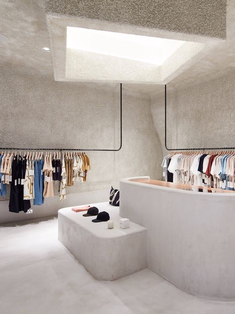 Kloke Store by David Goss | est living Maddy Hairstyles, Butik Design, Fashion Store Design, Retail Store Interior Design, Retail Space Design, Clothing Store Interior, Store Concept, Clothing Store Design, Retail Lighting