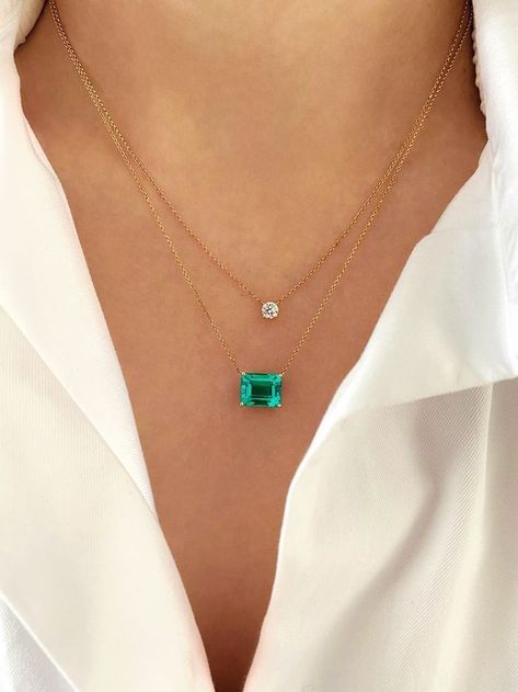 Emerald Solitaire Necklace, Esmeralda Jewelry, Sophisticated Jewelry, Lab Created Emerald, Classy Jewelry, Emerald Necklace, Jewelry Lookbook, Emerald Jewelry, Girly Jewelry