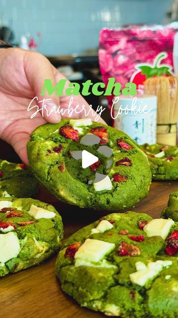 Frank Hu on Instagram: "MATCHA STRAWBERRY Cookie Recipe 🍵🍓  Recipe: (Makes 8 4oz cookies): - 8 tbsp unsalted butter (room temp) - 100g brown sugar - 100g sugar - 2g salt  - 1 tsp baking powder  - 1 tsp baking soda - 2 large eggs (cold) - 280g all purpose flour - 12g (2 tbsp) ceremonial matcha (my personal goto: @ippodoteausa see below for rec)  - 200g white chocolate (lindt or valrhonna)  - 20-24g freeze dried strawberries (+extra for garnish)  1. Cream the butter together with the sugar, brown sugar, and salt. Add eggs and mix. 2. Sift matcha into flour, baking powder, and baking soda.  3. Mix the dry ingredients into the rest of the batter till just combined (don’t overmix). 4. Add in the white chocolate and freeze dried strawberries. Form 4oz balls from the batter. I like to garnish t Strawberry Cookie Recipe, White Chocolat, Matcha Strawberry, Chocolate Lindt, Strawberry Cookie, Matcha White Chocolate, Matcha Cookies, Ceremonial Matcha, White Chocolate Cookies