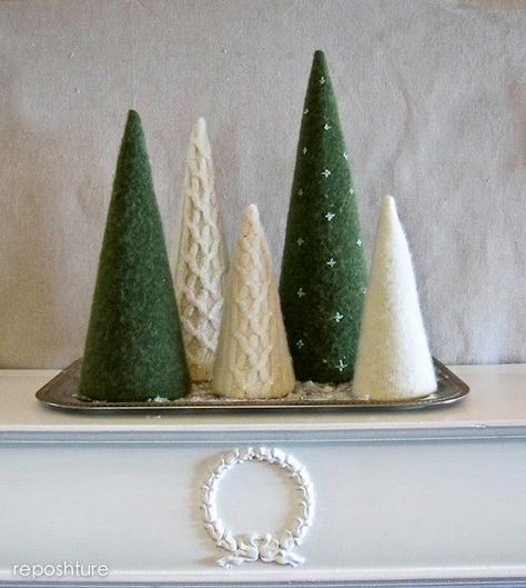 Sweater Candle Holder, Sweater Candles, Cone Christmas Trees, Alternative Christmas Tree, Xmas Deco, Tree Crafts, Winter Crafts, Clipboard, Felt Christmas