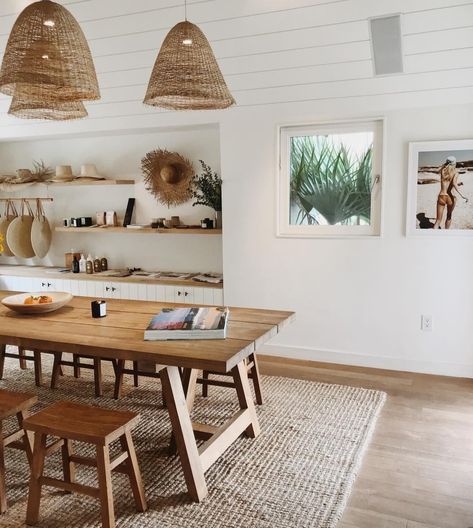 Surf Rider Malibu Hotel, Table As Desk, Scandinavian Bungalow, Surfrider Malibu, Surf Cottage, Deco Surf, Queenslander House, Shiplap Accent Wall, Rustic Farmhouse Living Room