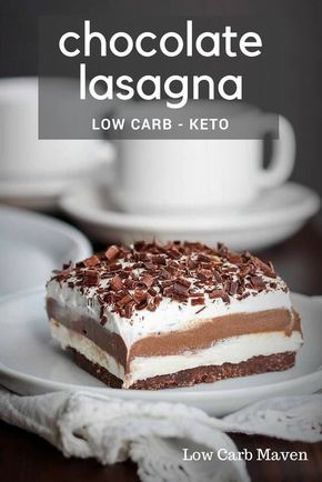 Chocolate lasagna, also called chocolate lush, is a delicious layered chocolate dessert. This low carb chocolate dessert recipe is as delicious as the original and is sugar-free! Chocolate Lasagna Dessert, Chocolate Layer Dessert, Chocolate Lasagna Recipe, Weight Watcher Desserts, Low Carb Cheesecake Recipe, Chocolate Lasagna, Low Carb Cake, Pan Recipe, Postre Keto