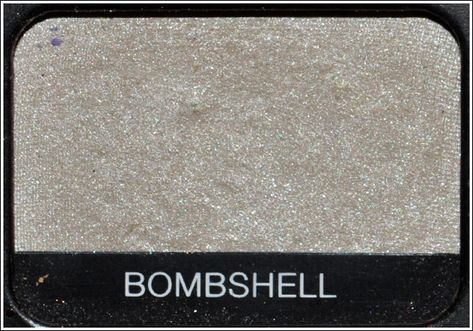 Eyeshadow Colors, Eye Shadow Aesthetic, Eye Shadows, Eyeshadow Aesthetic Palette, Eyeshadow Palettes, 90s White Eyeshadow, Nars Single Eyeshadow, Nars Eyeshadow Palette, Chanel Ombre Premiere Eyeshadow