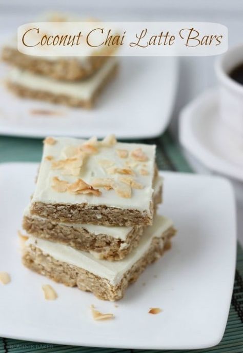 Chai Cookie, Lemony Lemon Brownies, Holiday Desert Recipes, Yummy Things To Bake, Cake Bars Recipe, Cookie Bar Recipes, Coconut Recipes, Chai Latte, Chai Tea