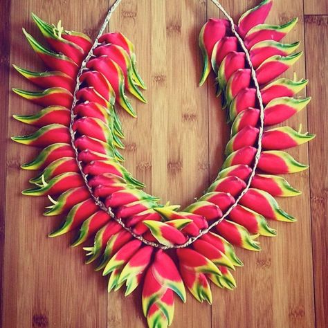 A bright heliconia Lei Lei Day, Lei Ideas, Ori Tahiti, Floral Aesthetics, Lei Making, Ginger Flower, Flower Lei, Yellow Hibiscus, Most Popular Flowers