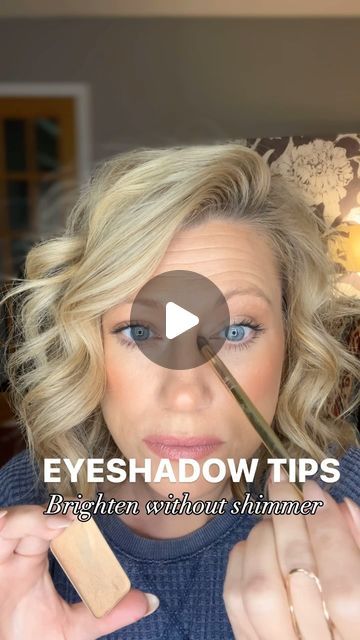 Amy Shrum on Instagram: "Three ways to brighten your eyes without using shimmer!

•A matte light colored eyeshadow 
•Brightening Highlight on the inside corner 
•White or nude liner on your water line 

Do you love shimmer?! If not are you going to try these tips out? 

#easymakeup #makeuptipsandtricks #over40makeup #over30makeup #over50makeup #agegracefully #makeupfun" Colored Eyeshadow, Aging Gracefully, Eyeshadow Looks, Simple Makeup, Best Makeup Products, Highlighter, Your Eyes, Makeup Tips, Light Colors