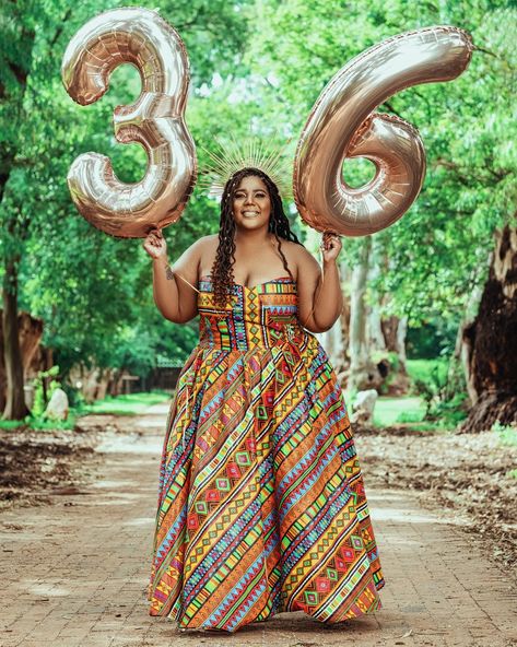 Outdoor Birthday Photoshoot Women Simple, 36th Birthday Photoshoot Ideas, 36 Birthday Photoshoot Ideas, 36th Birthday Ideas For Her, Birthday Outdoor Photoshoot Ideas, Outdoor Birthday Photoshoot Ideas, Outdoor Birthday Photoshoot Women, Outdoor Birthday Photoshoot, 27 Birthday Ideas