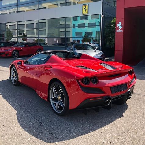 Ferrari F8 Spider, F8 Spider, Ferrari F8 Tributo, F8 Tributo, Luxury Helicopter, Ferrari F8, Car Tips, New Ferrari, High End Cars