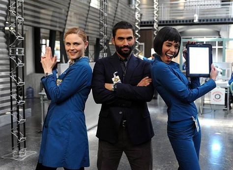 Emily Deschanel, Ignacio Serricchio and Tamara Taylor having fun behind the scenes of "Repo Man In Septic Tank." Bones Behind The Scenes, Tj Thyne, Temperance Bones, John Francis Daley, Tamara Taylor, Freddy Rodriguez, Bones Series, Bones Quotes, Temperance Brennan