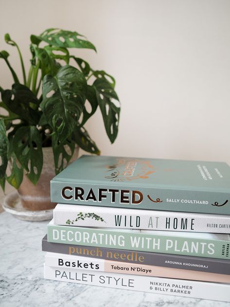 Top 6 lifestyle books for summer 2019 — 91 Magazine Books For Summer, Hygge House, Books And Plants, Bookstagram Ideas, Lifestyle Books, Plant Book, Creative Books, Book Instagram, Gorgeous Interiors