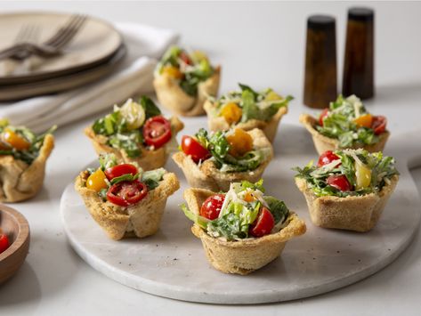 Caesar Salad in Parmesan Crouton Cups Caesar Salad Cups Appetizers, Ceasar Salad Mini Cups, Parmesan Cups, Salad Appetizer Cups, Napkin Folds, Romaine Lettuce Salad, Healthy Slow Cooker, Dinner Plan, Appetizer Salads