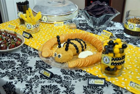 Manic Mama Miles: Party Cheeseball Bee Shaped Cheese Ball, Bee Themed Fruit Tray, Bee Party Food Ideas Savory, Bee Shower Food, Bumble Bee Cheese Ball, Bee Themed Snacks Parties Food, Bee Fruit Platter, Bee Cheeseball, Bee Themed Birthday Party Food