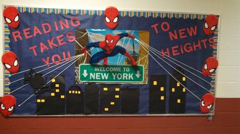 Spiderman reading board Superhero Bulletin Boards, Hero Classroom Theme, Superhero Class, Superhero School, Reading Display, Superhero Classroom Theme, Library Themes, Superhero Classroom, Reading Themes