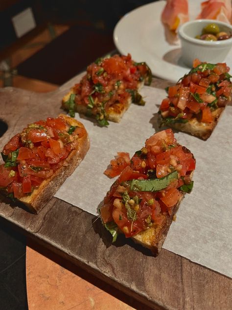 Bruschetta #brunch #food #inspiration #bruschetta Italian Bruschetta Aesthetic, Bruschetta Aesthetic, Best Bruschetta, Italian Bruschetta, Friends Design, Brunch Food, Bruschetta Recipe, Chefs Kiss, Dinner With Friends