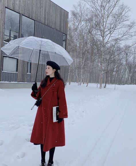 Dress In The Winter, Red Coat Outfit, Japan Outfit, Slang Words, Aesthetic Picture, Korean Fashion Dress, Fashionista Clothes, Modest Fashion Outfits, Coat Outfits