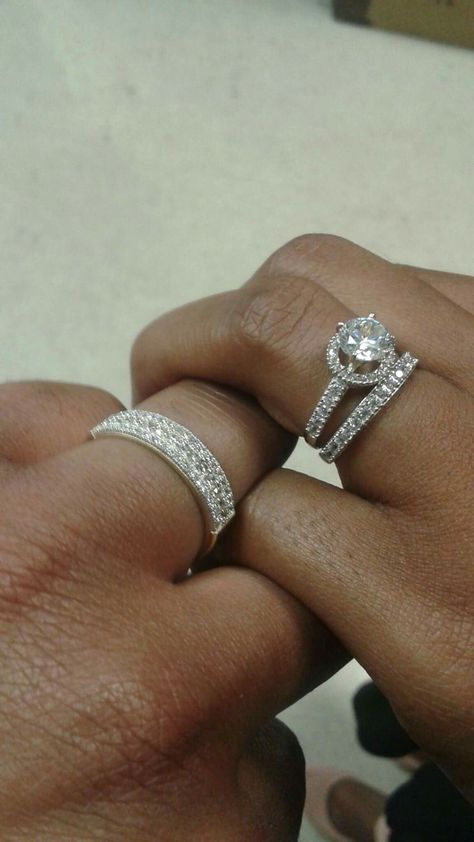 Wedding Ring Black Couple, Most Unique Wedding Rings, Promise Ring Black Couple, Marriage Black Couple, Marriage Rings Aesthetic, Engagement Ring On Black Woman Hand, Engagement Rings On Black Women, Married Rings Couples, Wedding Ring Black Women