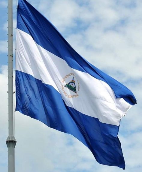 Nicaragua Flag, Model Poses Photography, Model Poses, Nicaragua, Wind Sock, Photography Poses, Flag, Outdoor Decor, Lace