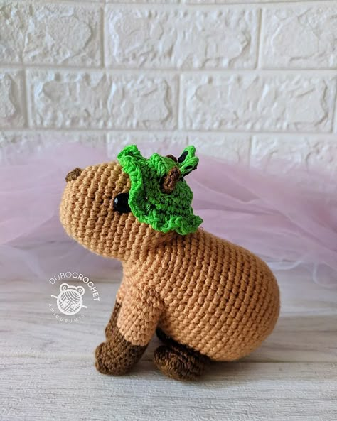 Cabypara Crochet, Capybara Crochet Pattern Free, Capybara Crochet Pattern, Crochet Capybara, Cerberus Amigurumi, Capybara Crochet, Capybara Keychain, Crochet Star Patterns, Easy Crochet Animals