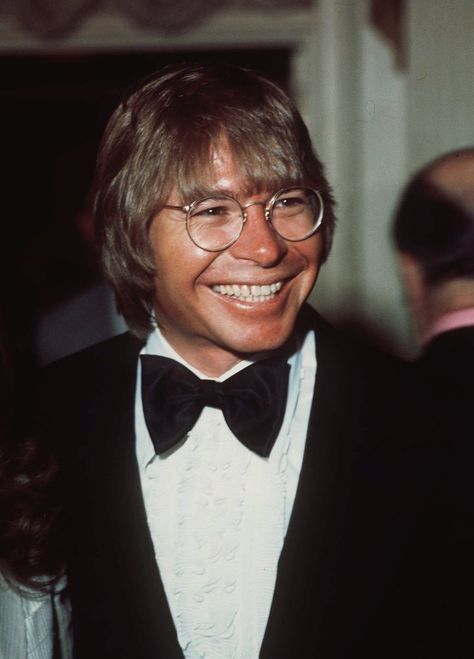 New York, Feb. 23, 1976 John Denver Family, John Denver Music, John Denver Pictures, George Burns, Entertainer Of The Year, World Hunger, John Denver, Pacific Grove, Country Music Singers