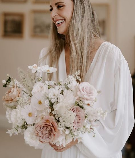 Cosmo Bridal Bouquet, May Wedding Colours, White Wild Flower Bouquet, Cosmos Bridal Bouquet, White And Blush Wedding Flowers, White And Blush Bridal Bouquet, May Wedding Colors, Whimsical Wedding Bouquet, Whimsical Bouquet