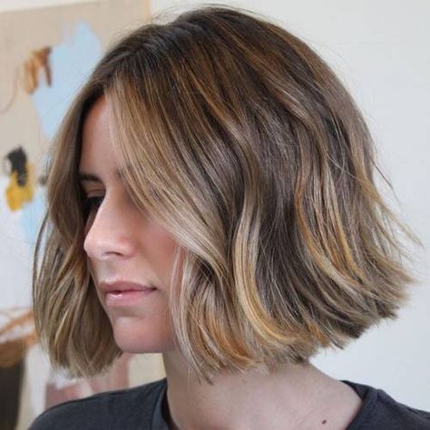 27 Stunning Examples of Balayage Brown Hair | Who What Wear Balayage On Brown Hair, Short Balayage, Chris Appleton, Brown Bob Hair, Blonde Balayage Bob, Beauty Hair Color, Blond Balayage, Short Brown Hair, Balayage Hair Blonde