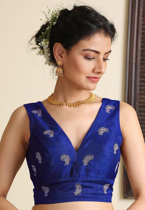 Sleeveless Blouse Silk Saree, Art Silk Blouse Designs, Royal Blue Blouse Designs For Saree, Close Neck Sleeveless Blouse, Indian Silk Blouse Designs, Square Neck Blouse For Lehenga, Sleeveless Blouse For Set Saree, Blue Sleeveless Blouse Saree, Traditional Sleeveless Blouse