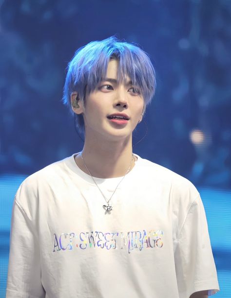 #taehyun #txt Txt Instagram Captions, Taehyun Txt Concert, Txt Taehyun Cute, Taehyung Txt, Taehyun Aesthetic, Taehyun Icons, I Need Him, Kang Taehyun, Txt Taehyun