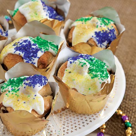 King Cake Cupcakes - Paula Deen Magazine I think I can make these myself- too cute King Cake Cupcakes Recipe, Kings Cake Cupcakes, Egg Butter, King Cake Recipe, Mardi Gras Food, Cinnamon Roll Cake, Warm Cake, Cake Cupcakes, King Cake