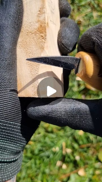 Werewolf on Instagram: "Woodcarving tips and a simple wood project for beginners! Learn how to whittle. #woodcraft #woodcarving #woodcarvingtutorial #carvingwood #carving #whittling #whittlingwood #craft #handmade" How To Whittle Wood, Beginner Carving Projects, Carving Patterns Free Printable, Wood Carving Art For Beginners, Whittle Projects, Whittling Projects For Beginners, Wood Whittling, Brighton Townhouse, Whittling Projects