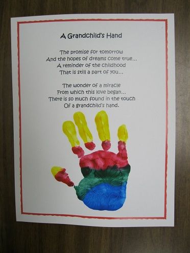 Handprint Poem, Grandparents Day Crafts, Kindergarten Rocks, Grandparents Day Gifts, Cadeau Parents, Footprint Art, Handprint Art, Groundhog Day, Gifts For Grandparents