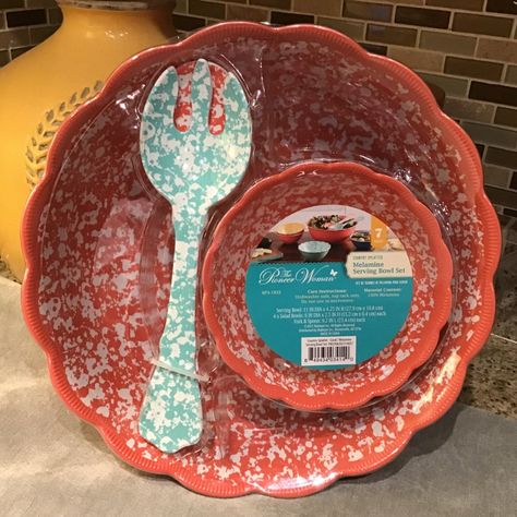 New Pioneer Woman Country Splatter 7-Piece Serving Bowl Set, W/Free Gift Pioneer Woman Kitchenware, Pioneer Woman Rolling Pin, Pioneer Woman Decor, Walmart Decor, Pioneer Woman Kitchen Design, Pioneer Woman Kitchen Decor, Pioneer Woman Kitchen, Cook Book Stand, Serving Bowl Set