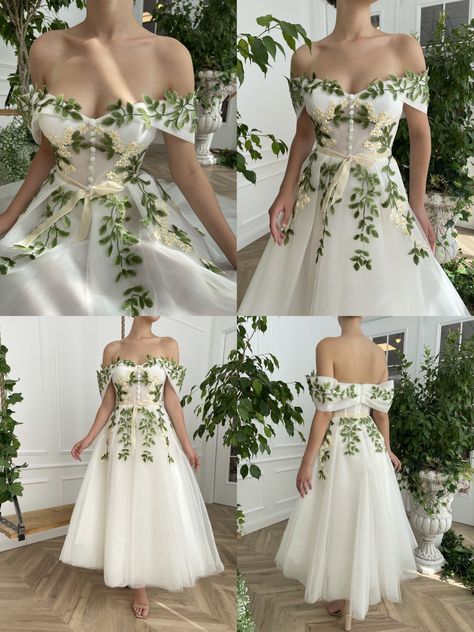 Daisy Applique, Maxi Formal Dress, Unique Floral Design, Gowns Dresses Elegant, Fantasy Dresses, Dream Wedding Ideas Dresses, Gowns Prom, Stylish Party, Fantasy Gowns