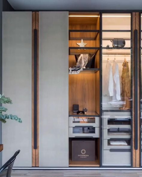 Luxury Wardrobe Design, Latest Wardrobe Designs, Sliding Wardrobe Design, Closet Interior, Glass Wardrobe, Almirah Designs, Armoire Dressing, Wardrobe Door Designs, Luxury Wardrobe