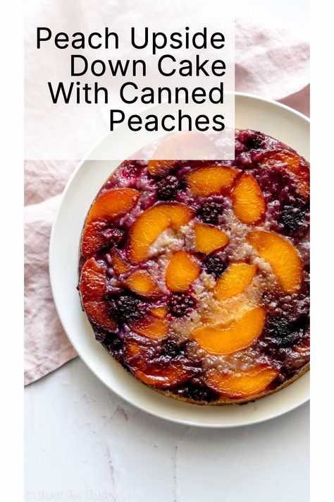 This gluten free peach upside down cake is SO moist and delicious! It's made with canned peaches and frozen blackberries. Cake With Canned Peaches, Blackberry Upside Down Cake, Peach Cake Recipes, Peach Upside Down Cake, Gluten Free Chocolate Cake, Easy Gluten Free Desserts, Eggless Baking, Peach Cake, Leftover Cake