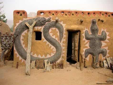 Africa | Dogon house in Mopti, Mali | ©Daniel W, via flickr African Houses, Mud Architecture, Dogon Tribe, Bd Design, African House, Afrique Art, African Architecture, Afrikaanse Kunst, Unusual Homes