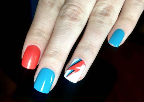 David Bowie nails by DullLikeGlitter.                                                                                                                                                                                 More Bowie Nails Art, Ziggy Stardust Nails, Cosplay Nails, David Bowie Inspired Nails, David Bowie Nail Art, Bowie Nails, 80s Nails, Band Nails, Mens Nails