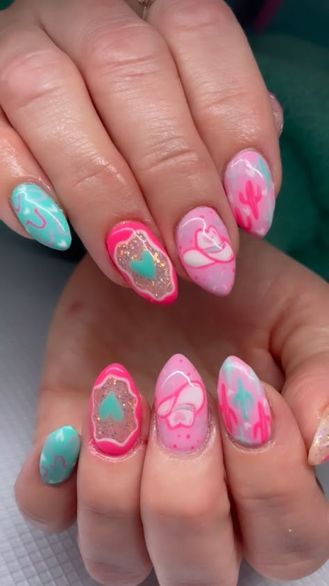 Dolly Parton Inspired Nails, Cow Valentines Nails, Western Barbie Nails, Cowboy Theme Nails, Space Cowboy Nails, Pink Cowboy Nails, Lainey Wilson Nails, Western Valentine Nails, Nail Simple Art