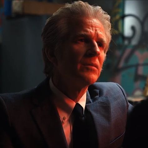 Matthew Modine Stranger Things, Papa Stranger Things, Dr Brenner Stranger Things, Martin Brenner, Dr Brenner, Drawing List, Face Angle, Fatherless Behavior, Matthew Modine